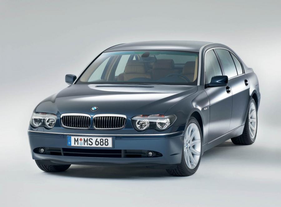  BMW 7-Series L 2003 года  (фото 54 из 61)